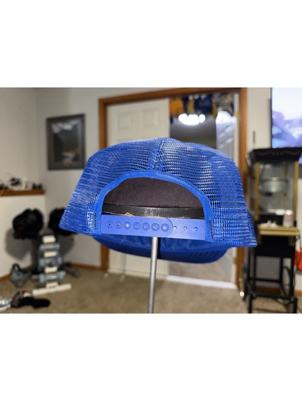 Vintage Western Wire Trucker Hat / SnapBack / Mesh